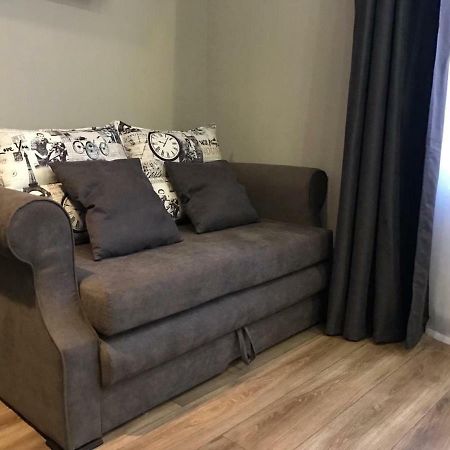 New Appartment-Studio Іn The Center Of 리비프 외부 사진