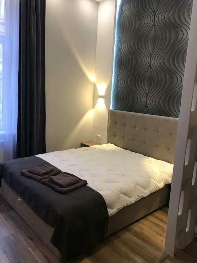 New Appartment-Studio Іn The Center Of 리비프 외부 사진