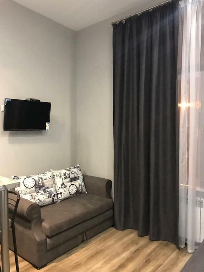 New Appartment-Studio Іn The Center Of 리비프 외부 사진